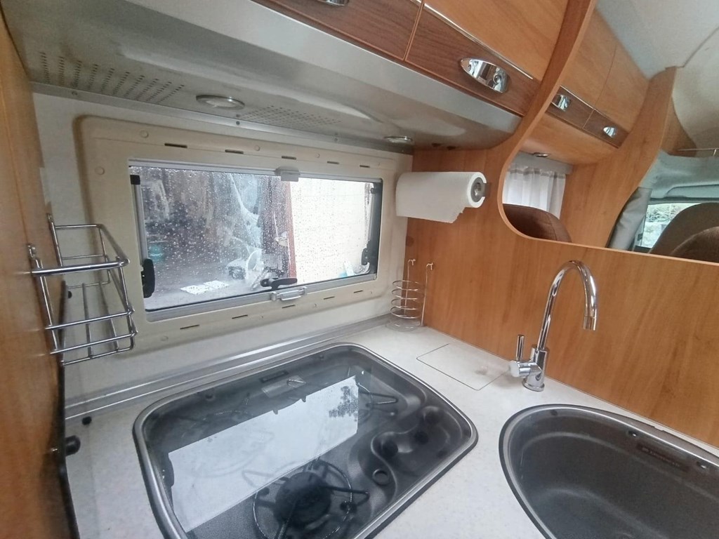 Foto 2 ADRIA CORAL S690SP RESERVADA