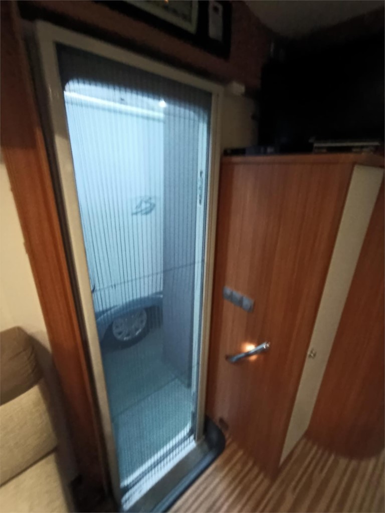 Foto 3 ADRIA MATRIX M680SP 150CV 2012