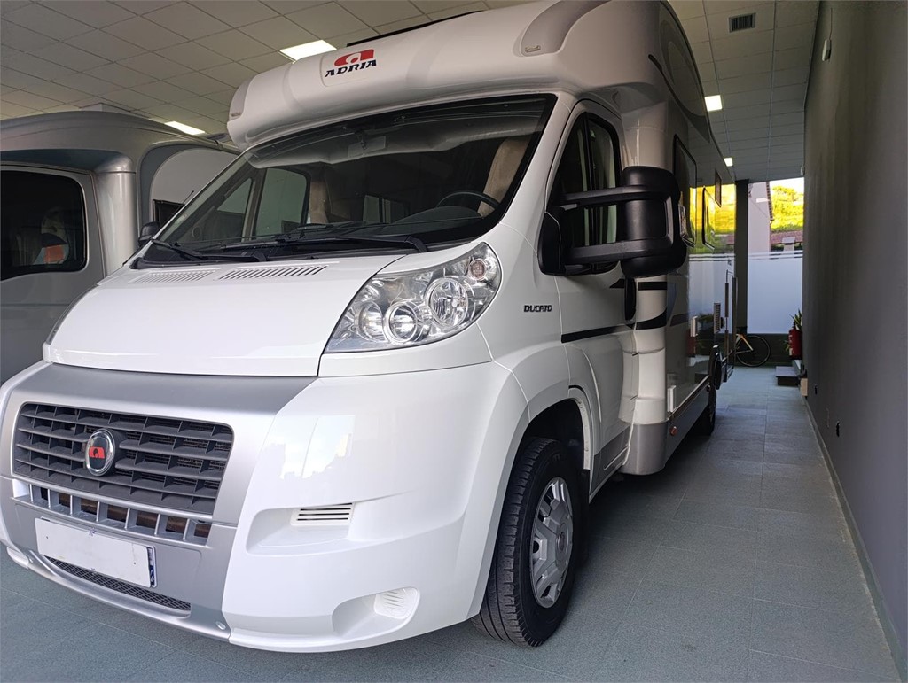 Foto 9 ADRIA MATRIX M680SP 150CV 2012