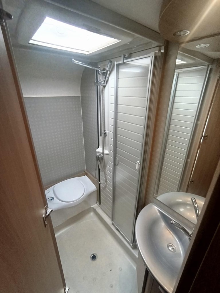 Foto 10 BURSTNER IXEO IT 667 YA DISPONIBLE