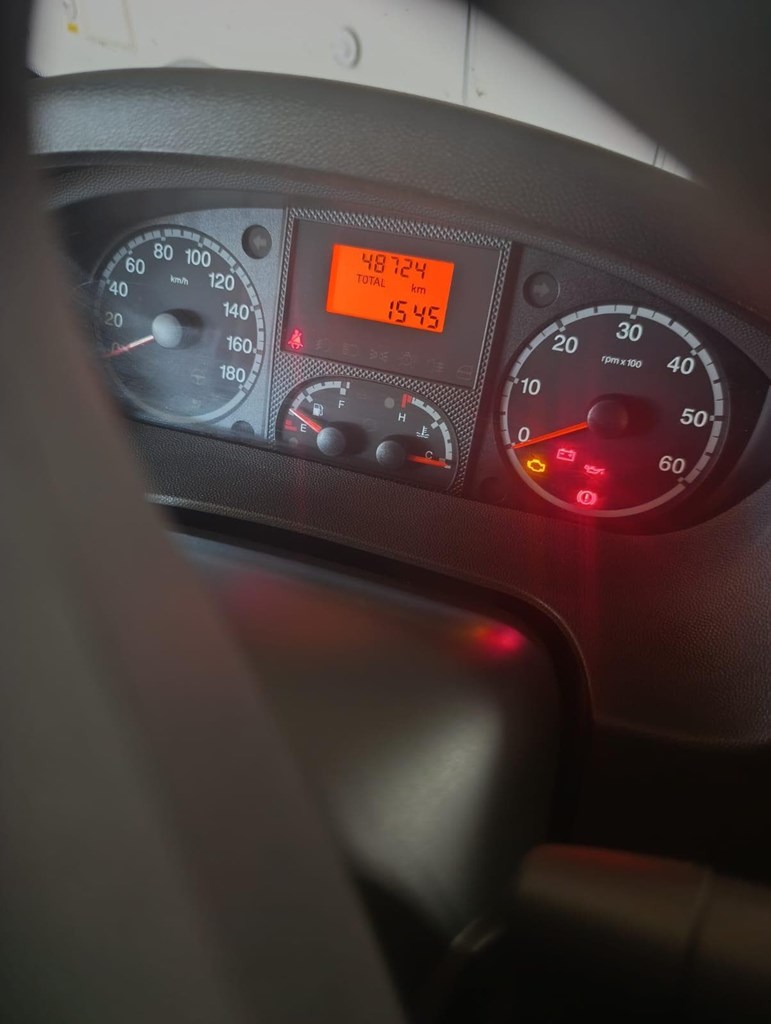 Foto 3 BURSTNER QUADRO 48.000KMS PROXIMA ENTRADA