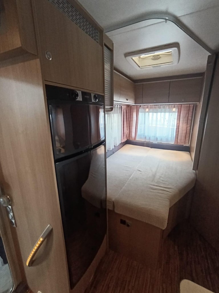 Foto 5 BURSTNER QUADRO 48.000KMS