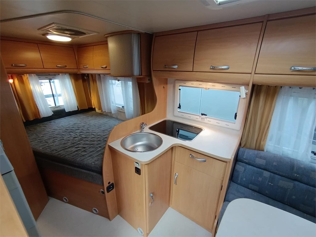 Foto 2 CHAUSSON WELCOME 74  4 PLAZAS AIRE ACONDICIONADO 