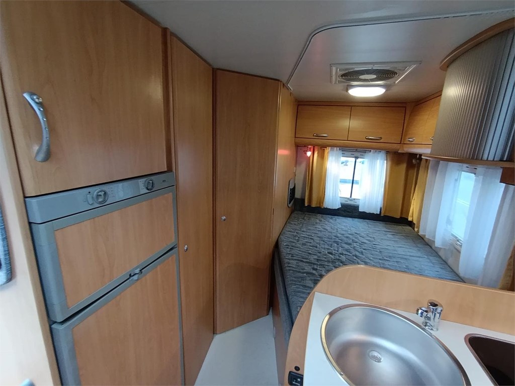 Foto 3 CHAUSSON WELCOME 74  4 PLAZAS AIRE ACONDICIONADO 