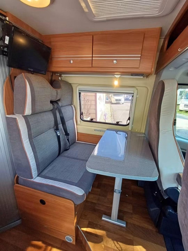 Foto 5 DETHLEFFS GLOBETROTTER  CAMPSCOUT 640 2010  ***OFERTA SÓLO OCTUBRE**