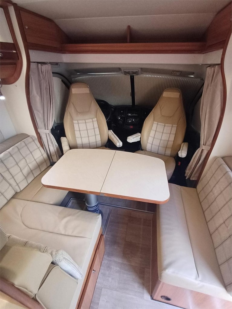 Foto 3 FLEURETTE MIGRATEUR  2.3 130CV 6 VELOCIDADES PROXIMA ENTRADA