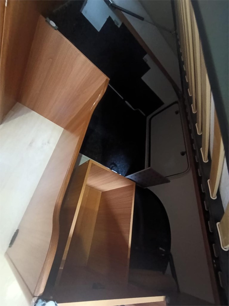 Foto 9 FLEURETTE MIGRATEUR  2.3 130CV 6 VELOCIDADES PROXIMA ENTRADA