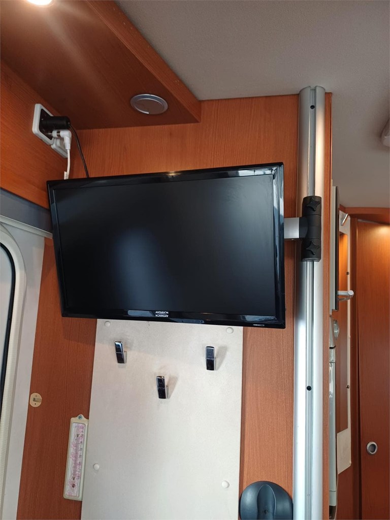 Foto 9 HYMER B594 2.3 130CV  77000KMS 4 PLAZAS