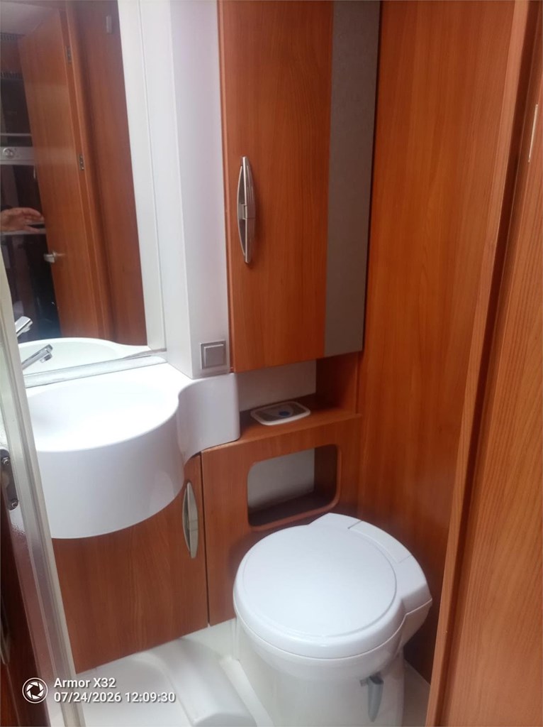 Foto 8 HYMER ERIBA GT 160 cv