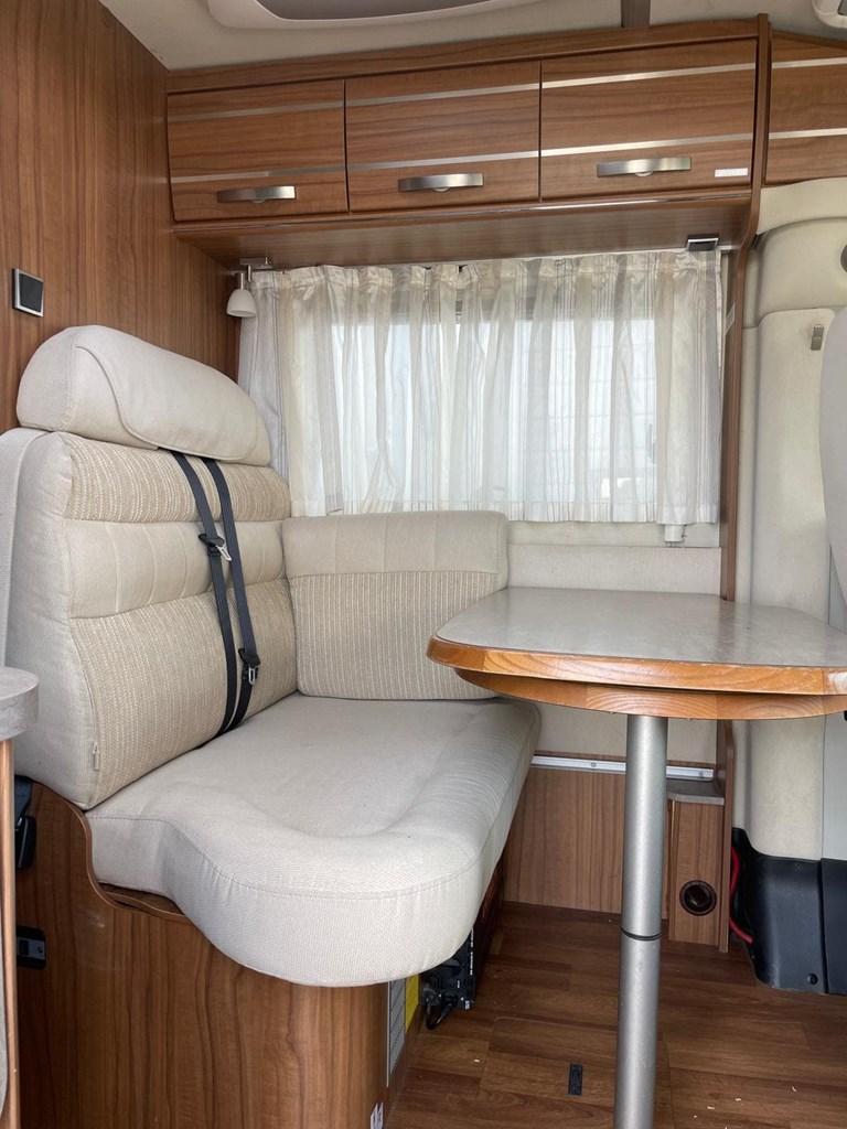 Foto 4 HYMER EX414 VENDIDA