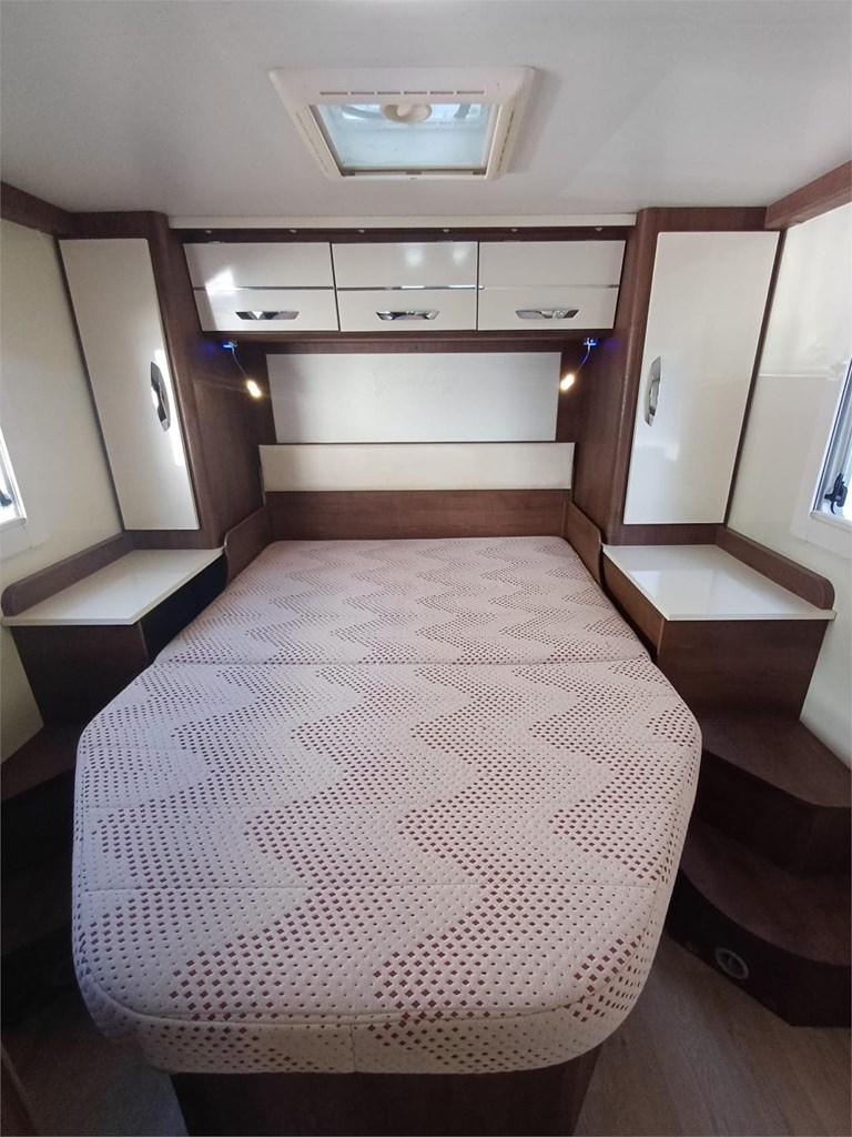 Foto 10 MC LOUIS YEARLING SERIE LIMITADA 10000KMS