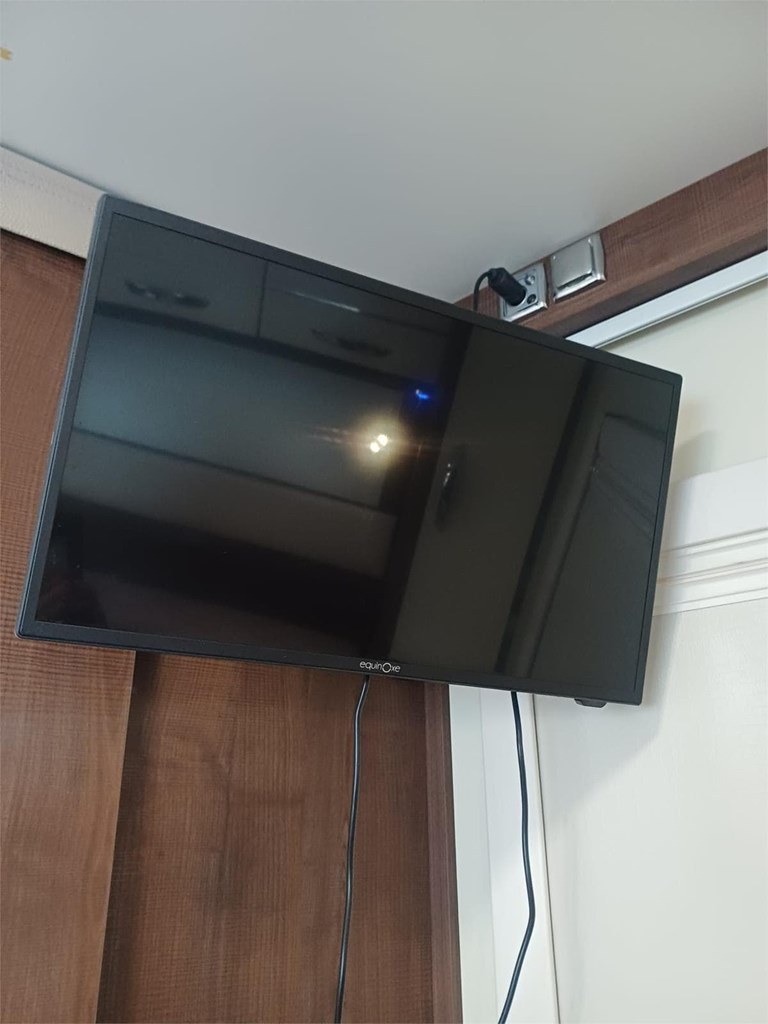 Foto 11 MC LOUIS YEARLING SERIE LIMITADA 10000KMS