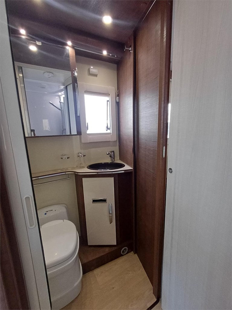 Foto 8 MC LOUIS YEARLING SERIE LIMITADA 10000KMS