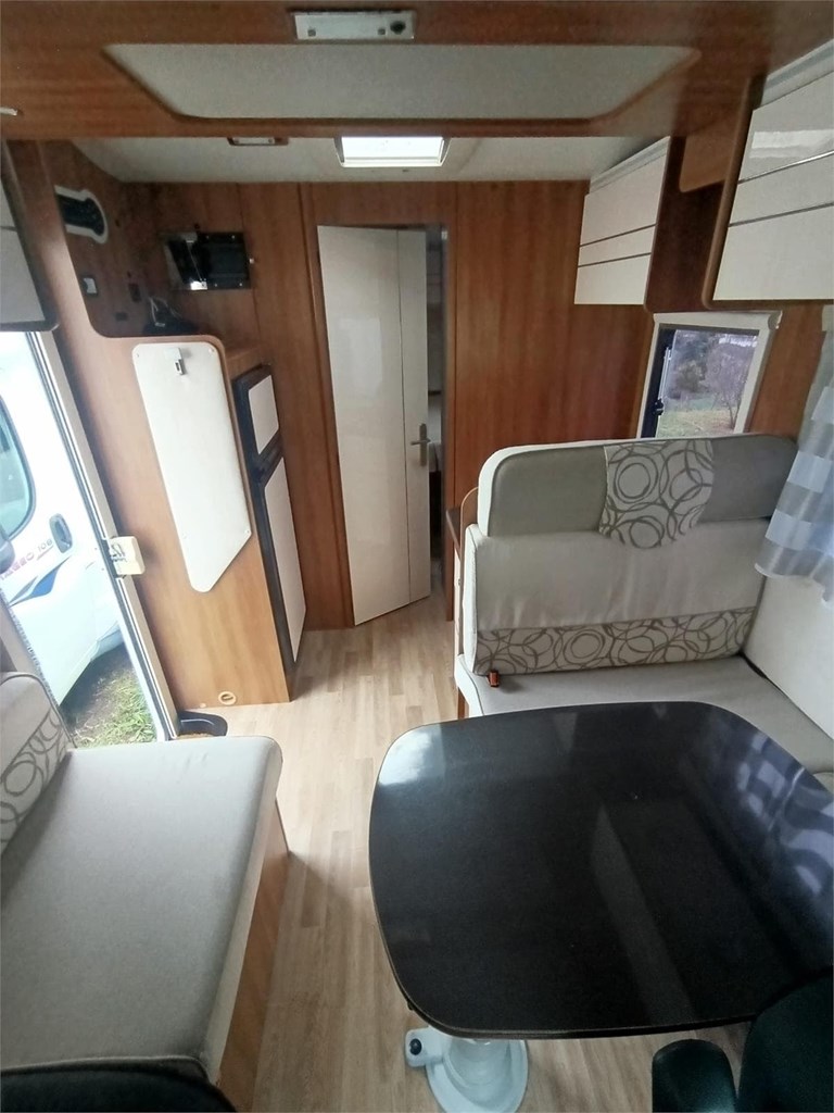 Foto 2 RIMOR KATAMARANO 109 P PLUS DCI VENDIDA